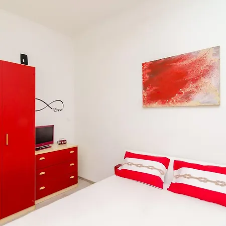 Caceris - Comfort With Terrace دوبروفينك